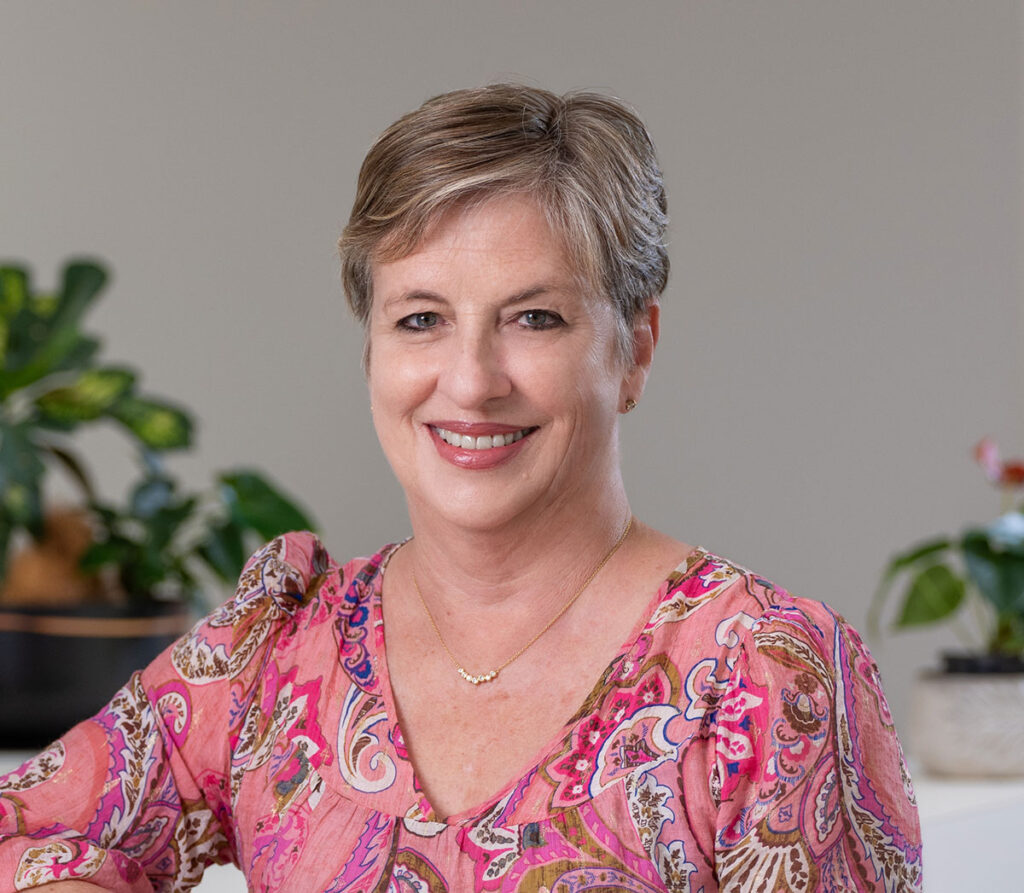 Dr Carol McPhail
